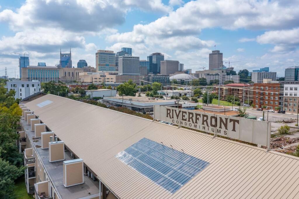 Vibrant Riverfront 2Bd With A Pool Nashville Exterior photo
